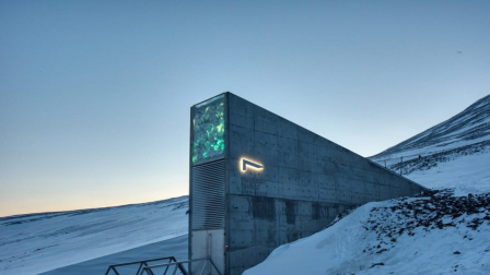 La Bóveda Global de Semillas Svalbard está ubicada en el ártico de Noruega.