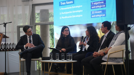 El foro se desarrolló este jueves 13 de noviembre del 2025 en Quito.