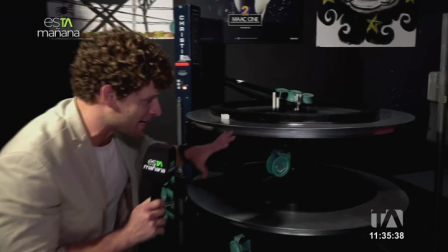 ¿Imaginas transportarte a una sala de cine de antaño que se mantiene intacta y donde aún se proyectan películas, documentales y crónicas visuales como en la época dorada? Acompaña a Julián Campos en esta experiencia