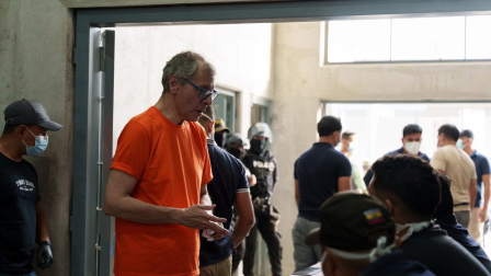 El exvicepresidente Jorge Glas en su ingreso a la Cárcel del Encuentro, en Santa Elena.