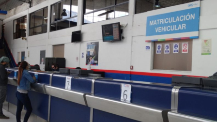 Dos centros de matriculación vehicular no atenderán en Quito los tres últimos sábados de noviembre del 2025.