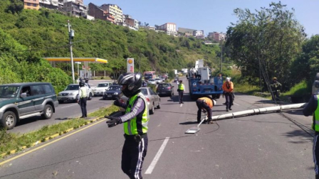 Las curvas peligrosas y el exceso de velocidad son algunas de las causas de siniestros de tránsito en Quito.