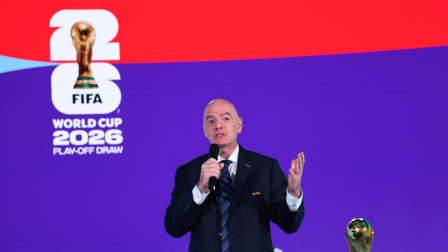Presidente de la FIFA, Gianni Infantino presente en el sorteo de los repechajes para el Mundial 2026.