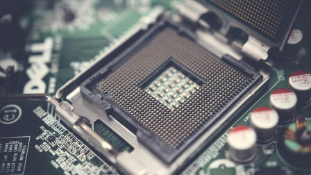 El progreso de la electrónica ha seguido una regla simple: más pequeño es mejor.