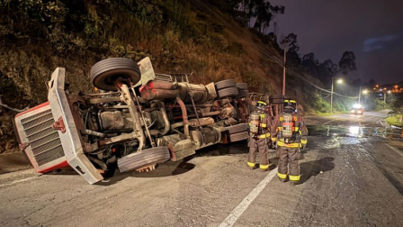 El Municipio de Quito emprendió una campaña de concientización para reducir los siniestros.