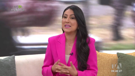 Ana María Cañizares, periodista ecuatoriana, habla de su faceta como corresponsal internacional y de cómo hoy el rol del periodista exige saber y hacer de todo.