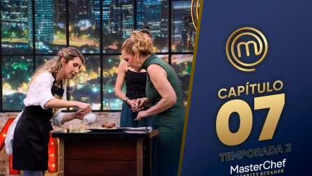 Degustación del platillo de Ana Paula en el atril de MasterChef Celebrity