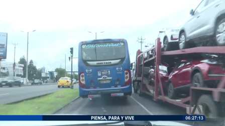 Usuarios del transporte público reportan maniobras peligrosas y maltrato por parte de algunos conductores en Quito. A raíz de estas denuncias, la Agencia Metropolitana de Tránsito registró 1 571 citaciones durante 2025 por estas infracciones.

Un reprotaje de Gustavo Jaramillo