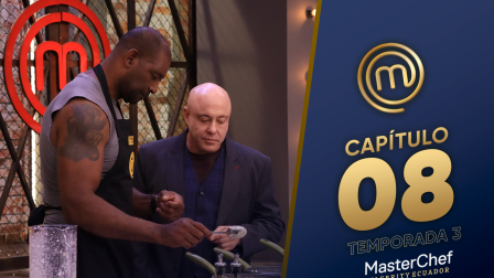 Chef Rausch ayudando a Beber en la cocina