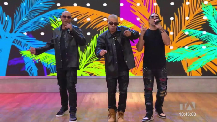 Proyecto Uno visita esTAmañana para hacernos mover al ritmo del merengue house de los 90 y compartir sus nuevos lanzamientos.