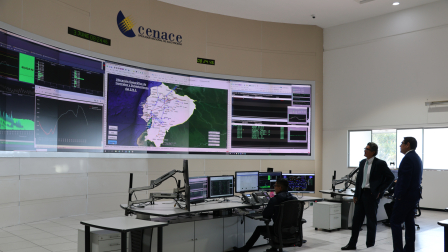 Centro de control del Cenace inspeccionado por las autoridades.