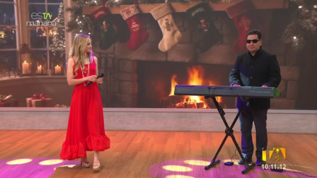 La soprano María Isabel Albuja nos deleita con su hermosa voz. Los mejores villacincos, el mejor sentimiento en esTAmañana