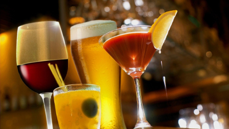 Cocteles para preparar en Navidad y sorprender a tus invitados