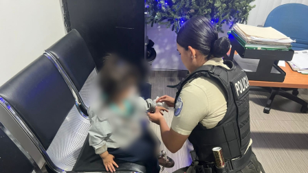 La menor de edad fue atendida por médicos tras su rescate.