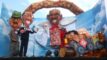 La feria de monigotes es parte de una tradición por el 31 de diciembre