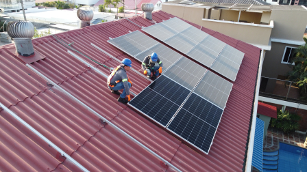 El Gobierno prevé que más empresas y ciudadanos incorporen sus sistemas de generación eléctrica.