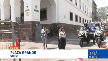 El Ejecutivo analiza los últimos operativos y estrategias de seguridad en una cita reservada tras acortar sus vacaciones. Un reportaje de Ismenia Solórzano