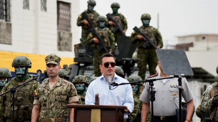 El presidente Daniel Noboa analiza una declaratoria de emergencia en los ministerios de Defensa y del Interior.