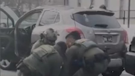 Un ecuatoriano fue violentamente detenido en Minneapolis, Estados Unidos.