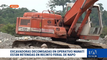 Desde 2022, los equipos de excavación y minería confiscados del operativo Manatí impiden la realización de ferias y eventos locales en Napo. Un reportaje de