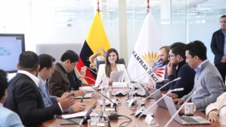 Comisión de Desarrollo Económico aprueba informe para segundo debate de ley que impulsa educación técnica