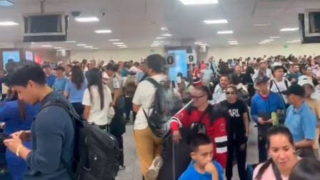 Falla en sistema de Migración genera demoras en Aeropuerto de Guayaquil