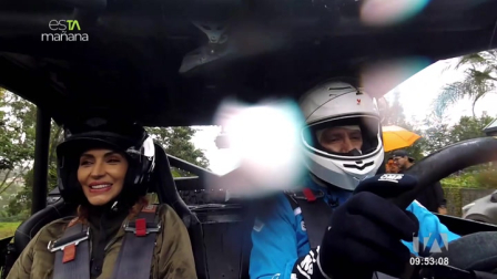 Sebastián Guayasamín, piloto de Rally Dakar, llegó al sillón de los amigos de esTAmañana para hablar de su experiencia en el Dakar 2026 y cómo dejo el nombre del Ecuador en lo alto de la competencia.
