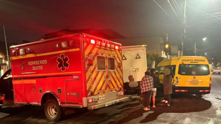 El choque ocurrió pasadas las 05:00 de este miércoles. La vía se encuentra cerrada.