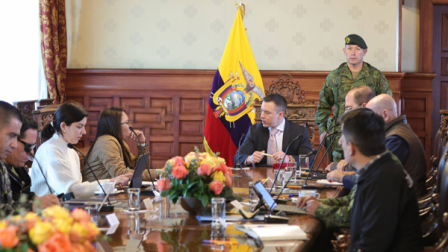 Daniel Noboa se reunió con el Bloque de Seguridad en Carondelet