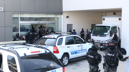 El alcalde de Guayaquil, Aquiles Alvarez arribó al Complejo Judicial Norte de Quito, este martes 10 de febrero de 2026.