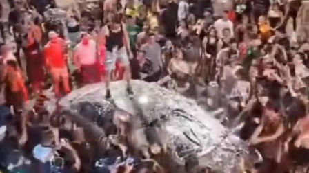 Descontrol en Crucita por feriado de Carnaval