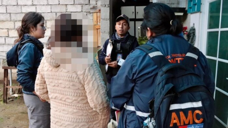 Dos cachorros abandonados en un costal fueron rescatados por la UBA.