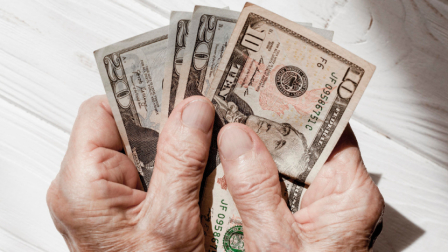 La fecha de pago del décimo tercer sueldo varía entre la Región Costa y la Sierra.