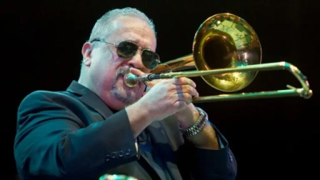 Willie Colón, en un concierto.