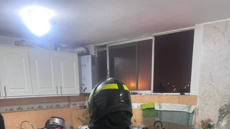 El Cuerpo de Bomberos atendió una emergencia por fuga de gas doméstico en Quito.