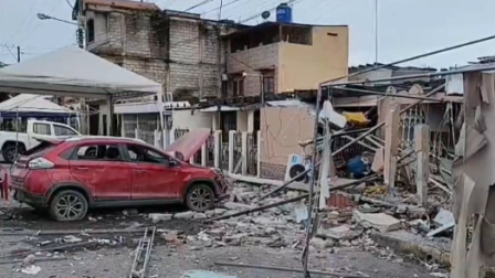 Dos viviendas fueron atacadas con explosivos en horas de la madrugada.