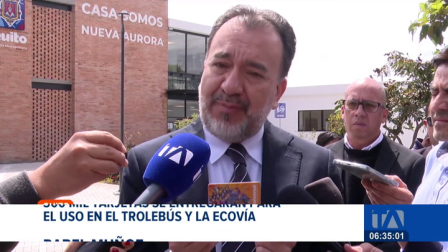 El Municipio de Quito entregará más de 300 000 nuevas tarjetas electrónicas para que los usuarios puedan utilizar el Trolebús y Ecovía, desde el 1 de abril. Estas tarjetas permitirán a las personas utilizar el sistema integrado de recaudo.