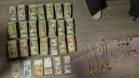 objetos que las autoridades incautaron en esta operación que desmanteló una red internacional de tráfico de drogas.