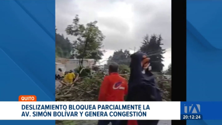 Un derrumbe en el sector de Monjas y anegaciones en el centro y sur de la capital bloquean el tránsito tras las intensas lluvias de este viernes. Un reportaje de Estefanía Vaca