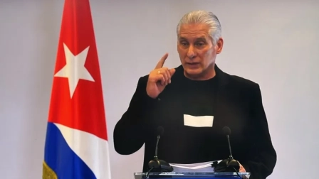 Miguel Díaz Canel, presidente de Cuba, durante una conferencia de prensa.