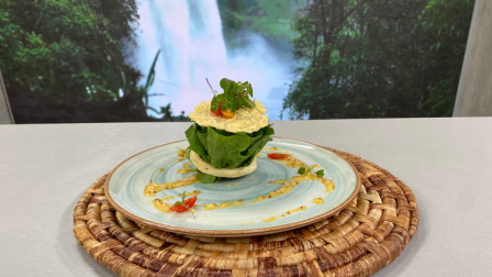 Este miércoles 11 de marzo del 2026 preparamos ensalada César contemporánea, la receta de Cocinando esTAmañana, junto al chef Felipe Campana.