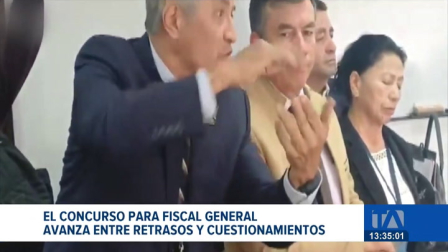 La Comisión Ciudadana revisa 75 expedientes en medio de incidentes y retrasos; veedores alertan sobre la transparencia del proceso de admisibilidad. Un reportaje de Fausto Yépez
