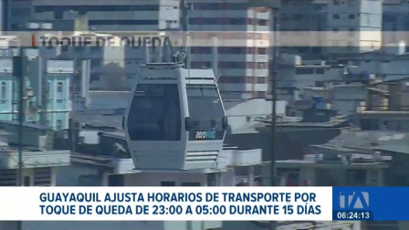 Terminales terrestres, Metrovía y buses urbanos reorganizan sus frecuencias desde este lunes 16 de marzo para cumplir con la restricción de movilidad. Un reportaje de Camila Guevara