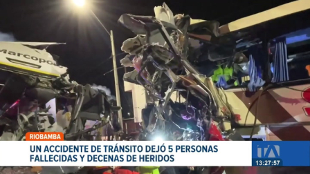 Un siniestro entre buses dejó 5 fallecidos y 12 heridos de gravedad. Las unidades de socorro atendieron la emergencia en la vía. Un reportaje de Mercedes Chávez