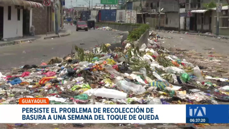 Tras una semana del toque de queda, el servicio de aseo no se normaliza. Las lluvias del fin de semana causaron inundaciones por desechos acumulados. Un reportaje de Camila Guevara