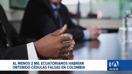 Una investigación revela que ciudadanos ecuatorianos obtuvieron cédulas colombinas falsas para evadir a las autoridades. Un reportaje de Catalina García