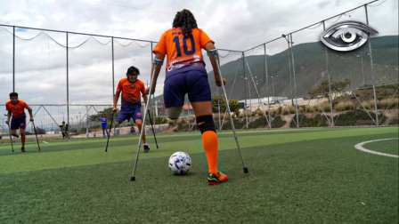 Un grupo de jugadoras, junto a su cuerpo técnico, conforma el primer club femenino del país integrado por mujeres que han perdido alguna extremidad. Con disciplina y carácter, ya han competido a nivel internacional. Esta es la historia del Club Deportivo Cienpiés.