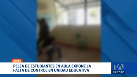 Un pelea estudiantil dentro de un colegio genera preocupación. Se denuncian que estos incidentes son recurrentes y exigen mayor control a las autoridades. Un reportaje de Gustavo Jaramillo