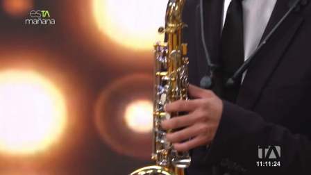 Dennis Sánchez, cantante ecuatoriano, nos presentó su nueva propuesta musical, con la que pretende darle un nuevo aire a la música ecuatoriana.