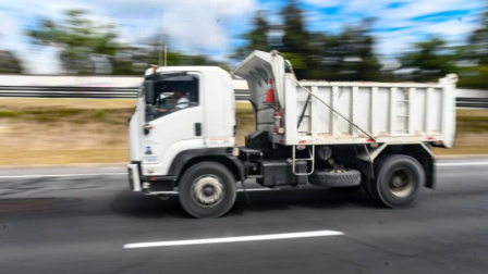 A partir del 1 de abril, se implementará restricción en horario vespertino del transporte pesado